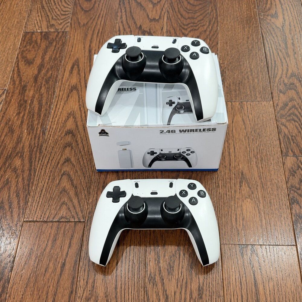 NWT {Gamer} 2.4G wireless retro game stick and controller set